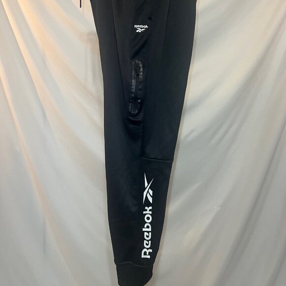 Reebok Mens Black Joggers/Sweatpants Size Large, with zipper pockets - Picture 8 of 9